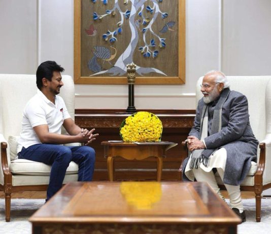 டெல்லியில் பிரதமர் மோடியை சந்தித்தார் அமைச்சர் உதயநிதி ஸ்டாலின்.