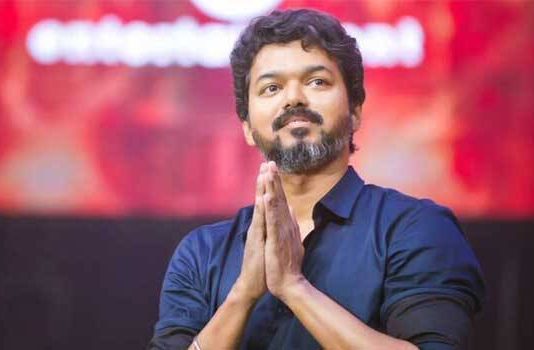 “தமிழக வெற்றிக்கழகம்” என்ற பெயரில் அரசியல் கட்சியை நடிகர் விஜய் தொடங்கினார்.