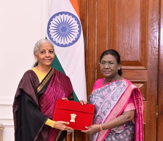 வேலைவாய்ப்பை தரும் பட்ஜெட்..நிர்மலா சீதாராமன்!