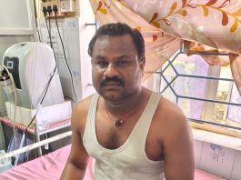 அன்னவாசல் அருகே உள்ள குடுமியான் மலையில் பாஜகவினர் ஒருவரை ஒருவர் தாக்கிக்கொண்ட சம்பவம் பெரும் பரபரப்பை ஏற்படுத்தியுள்ளது. இதில் காயமடைந்த ஒருவர் அன்னவாசல் அரசு ஆஸ்பத்திரியிலும் மற்றொரு நிர்வாகி புதுக்கோட்டை அரசு மருத்துவக் கல்லூரி ஆஸ்பத்திரிலும் அனுமதிக்கப்பட்டு சிகிச்சை பெற்று வருகின்றனர்!