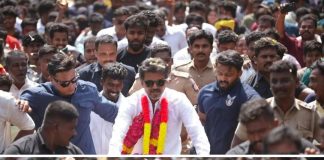 சிவகங்கை மாவட்டம் திருப்பத்தூர் காரைக்குடி தொகுதியில் சைக்கிள் ஓட்டி விஜய் பரப்புரைவிசில் சின்னத்திற்கு வாக்கு சேகரித்து அசத்தல்!