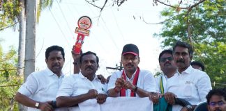 தீவிர வாக்கு சேகரிப்பில் புதுக்கோட்டை சட்டமன்ற தொகுதி திமுக வேட்பாளர் டாக்டர் வை. முத்துராஜா! பெரும் பொதுமக்கள் ஆதரவு!