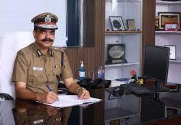 சட்டமன்ற கூட்டத்தொடர் தொடங்கும் நிலையில் தலைமை செயலகத்திற்குள் செல்வோரை தீவிர சோதனைக்கு பிறகே அனுமதிக்க வேண்டும் காவல் ஆணையர் அமல்ராஜ் சுற்றறிக்கை!