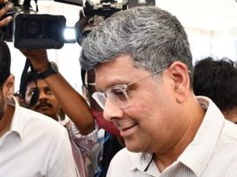 எவ்வித ஆதாரமுமின்றி அவதூறான மற்றும் பொய்யான குற்றச்சாட்டுகளைக் கூறியதாக அமைச்சர்கள் ஆதவ் அர்ஜுனா மற்றும் நிர்மல் குமார் ஆகிய இருவருக்கும் அதிரடியாக வழக்கறிஞர் நோட்டீஸ் அனுப்பியுள்ளார் சபரீசன்!