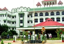 கரூர் கூட்ட நெரிசல் விபத்தில் உயிரிழந்தவர்களின் குடும்பத்தினருக்கு வழங்கப்படும் அரசுப் பணி அடுத்தகட்ட விசாரணையை வரும் ஜூலை 21ஆம் தேதிக்கு ஒத்திவைத்து உத்தரவிட்டனர்