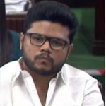 என் கண்ணாடியில் கேமரா இல்லை நான் பயன்படுத்துவது சாதாரண கண்ணாடி தான்.. பொய்யான வதந்திகளை தவறாக பரப்பி வருகின்றனர் அமைச்சர் முகமது பர்வேஸ் கண்டனம் தெரிவித்து விளக்கம்!